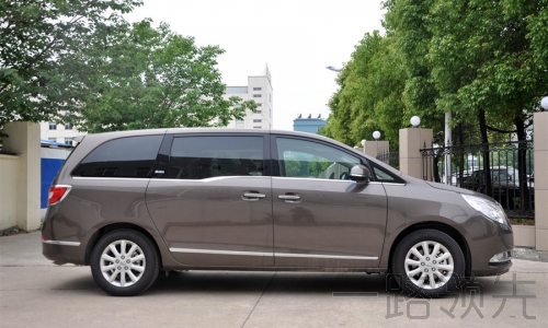 商務車出租 商務車出租